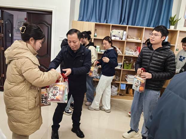 2d24efc106e102be01f3f374ef903a3